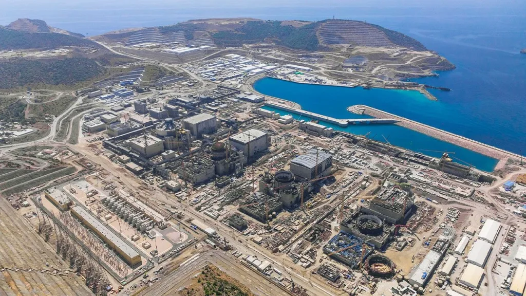 Akkuyu NGS 4. güç ünitesinde makine dairesi plakası betonu tamamlandı