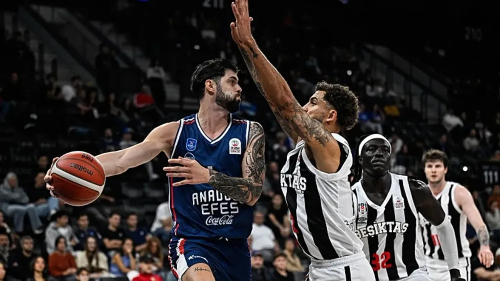 Anadolu Efes sezona Beşiktaş galibiyetiyle başladı