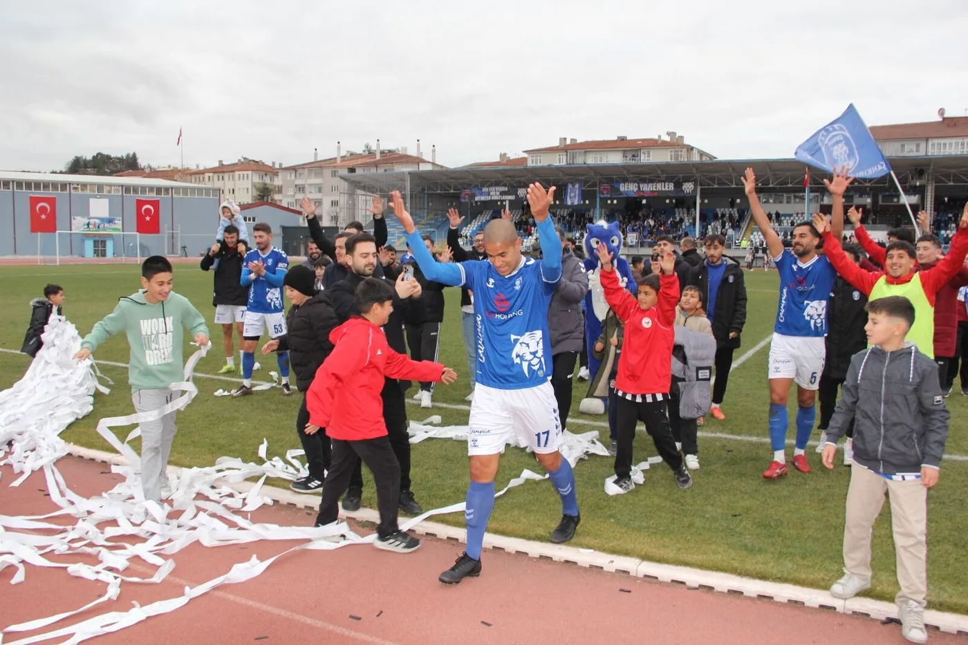 Çankırı FK ile Yeniçağa Spor yeşil sahada kozlarını paylaştı