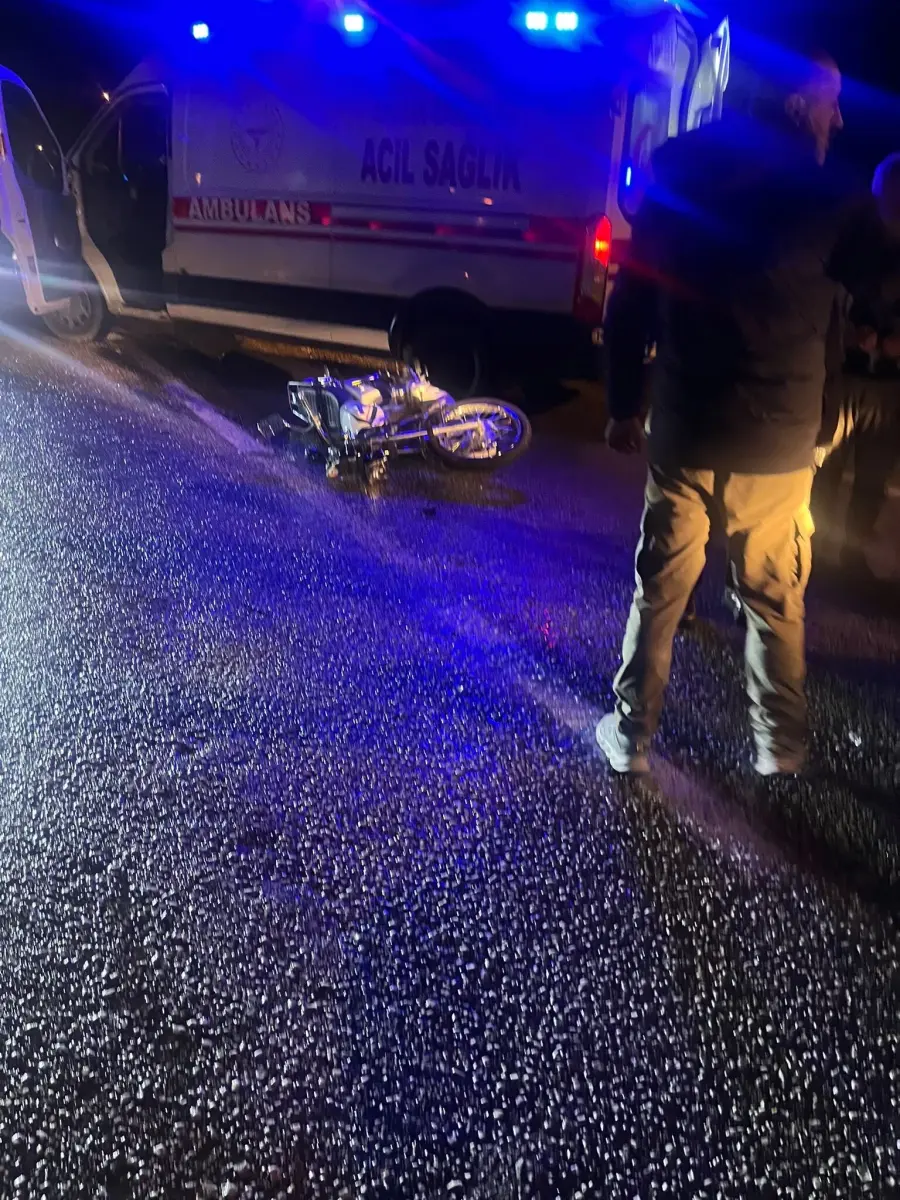 Çankırı TOKİ yol ayrımında motosikletli genç kadın yaralandı