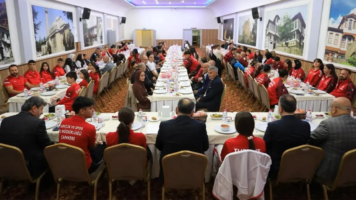 Çankırı'da 82 sporcu Amatör Spor Haftası yemeğinde buluştu