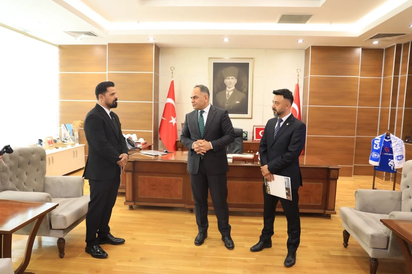 Çankırı'da boğazına şeker kaçan çocuğu kurtaran polislere ne ödül verildi?