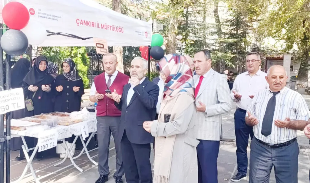 Çankırı'da hayır çarşısı kuruldu