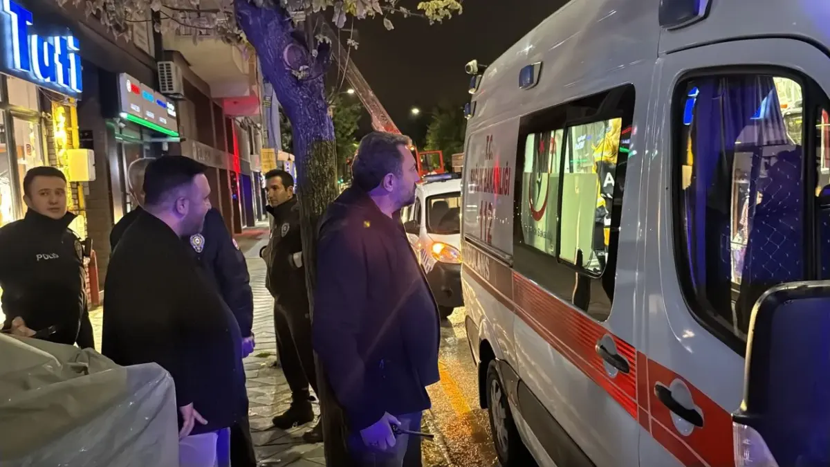 Eskişehir'de 66 yaşındaki vatandaş yangından kurtarıldı
