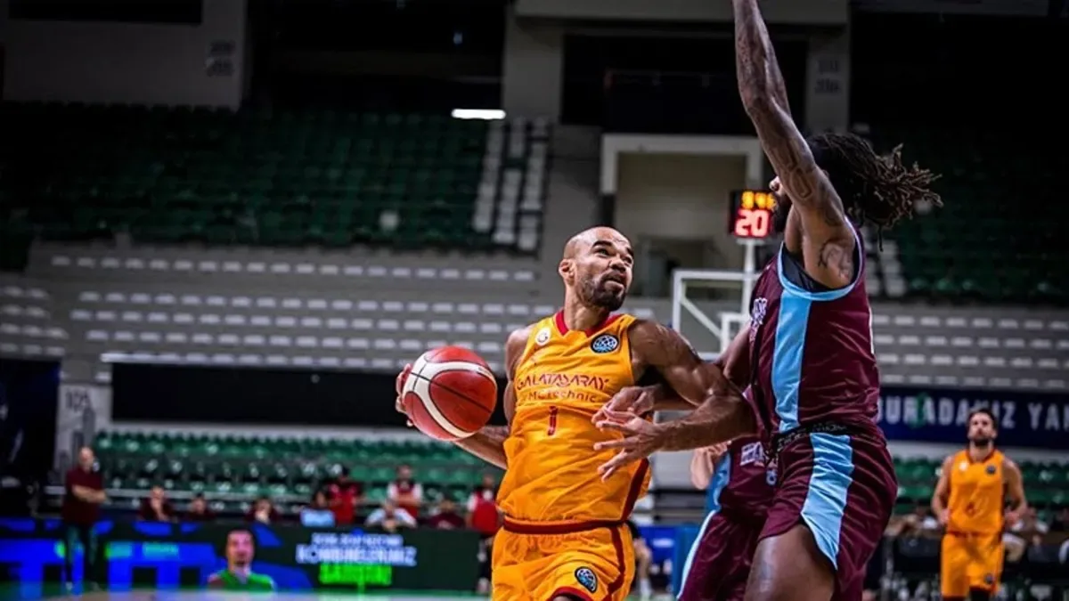 Galatasaray MCT Technic Trabzonspor engelini aşarak finale yükseldi