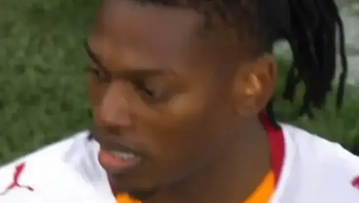 Galatasaray'da Rafael Leao 15 dakika sonra oyundan alındı