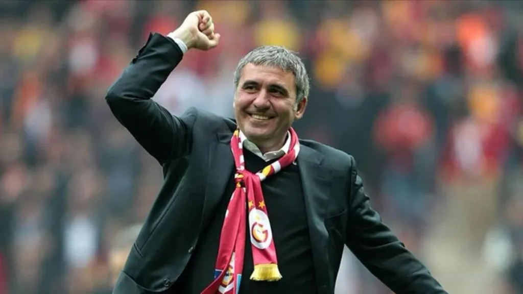 Gheorghe Hagi'den Galatasaray'ın 121. yılına kutlama mesajı