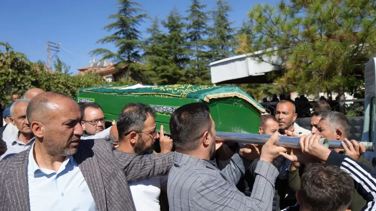 Kırıkkale'de toprağa verilen orman memuru Hakan Tonga, 2016'da şehit olan ağabeyi polis Ali Tonga'nın kaderini yaşadı