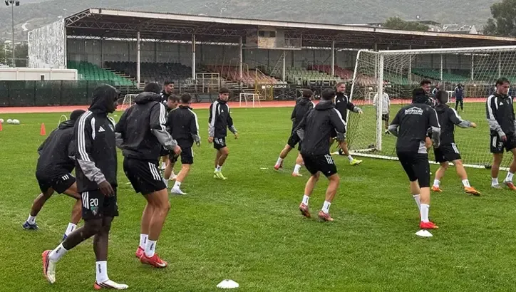 Kocaelispor, Beşiktaş deplasmanı öncesi hazırlıklarını sürdürüyor