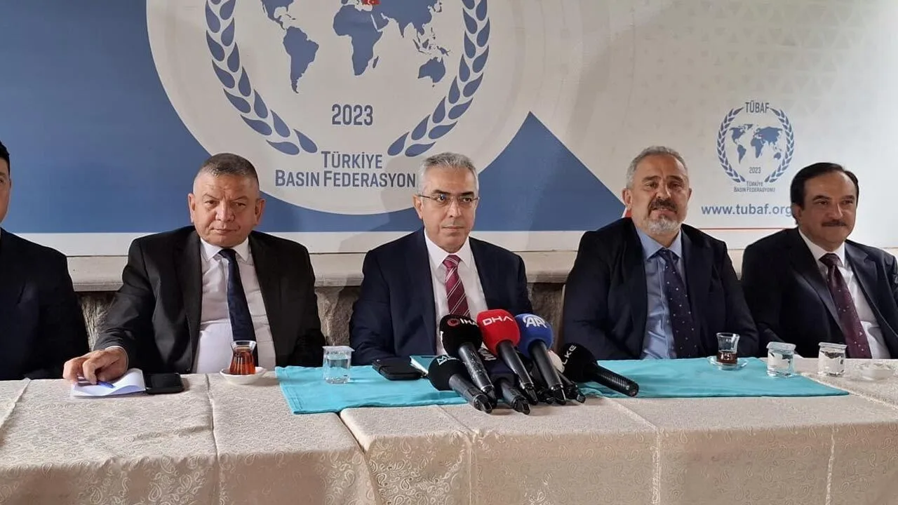 Mehmet Uçum 2028 seçimleri için 16 Nisan dedi, Erdoğan son kez aday