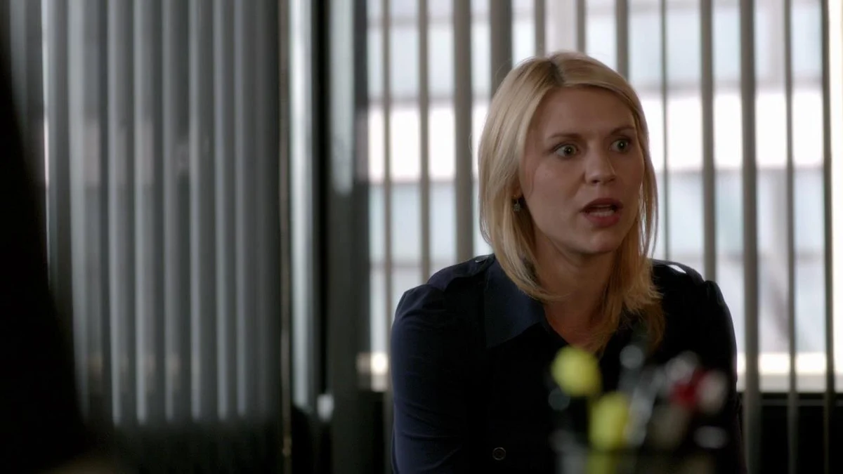 Homeland dizisinde CIA İstasyon Şefi Carrie Mathison rolündeki Claire Danes