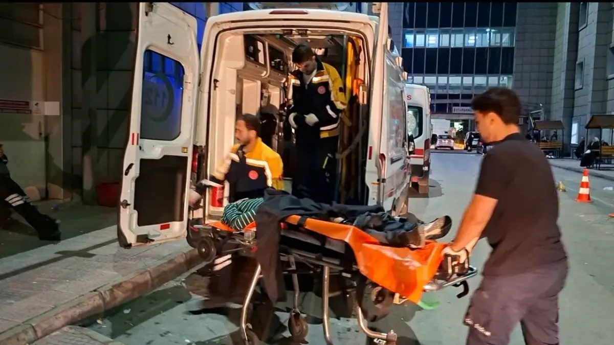 Tişört alışverişi kavgaya dönüştü, bir kişi bıçaklandı
