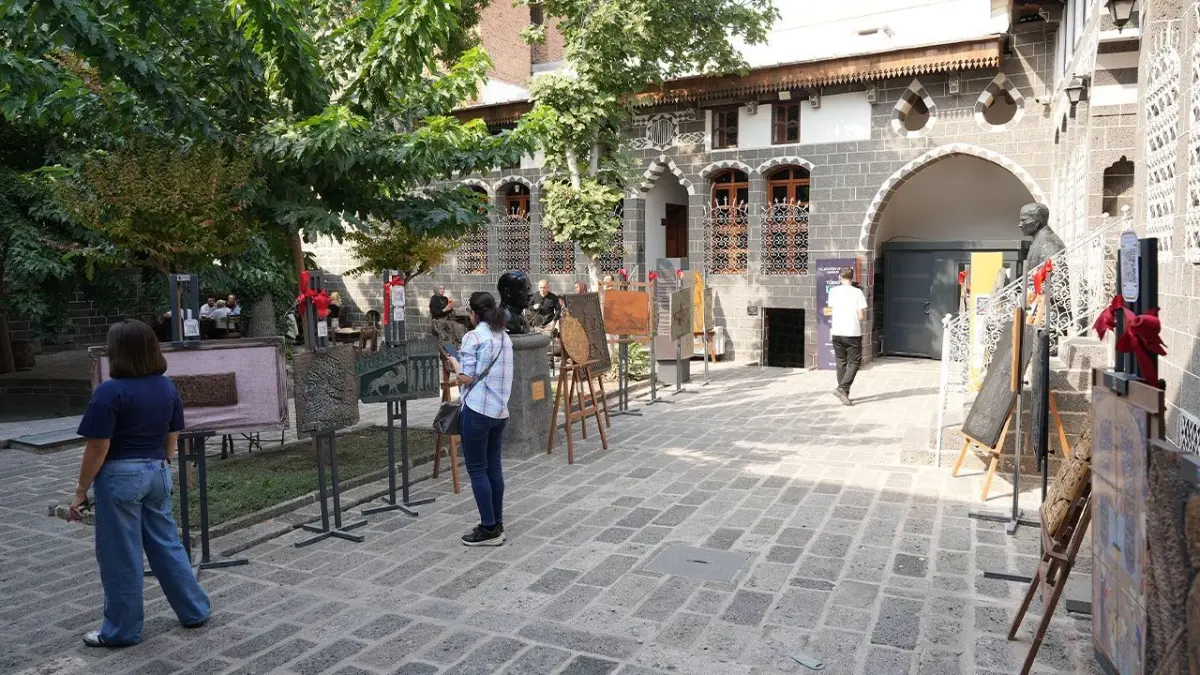 Vefatının 70. yılında Cahit Sıtkı Tarancı kendi evinde tiyatroyla yad edildi